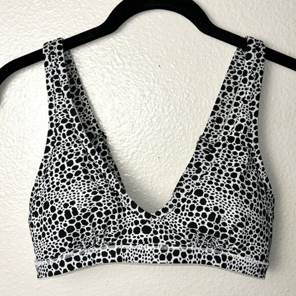 Sweaty Betty Retro Bikini Top Monochrome Croc Jacquard black/white women's XS - Picture 5 of 15